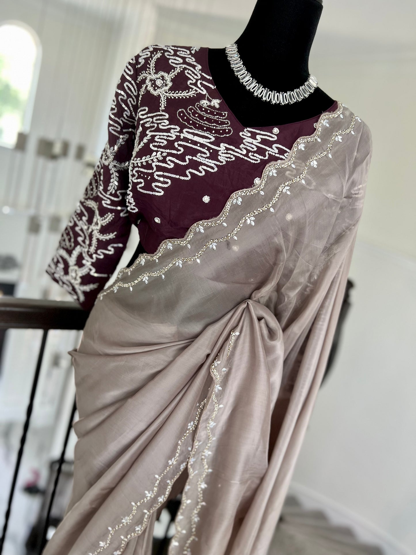 Chinnon Silk Saree With Ready Handwork Blouse